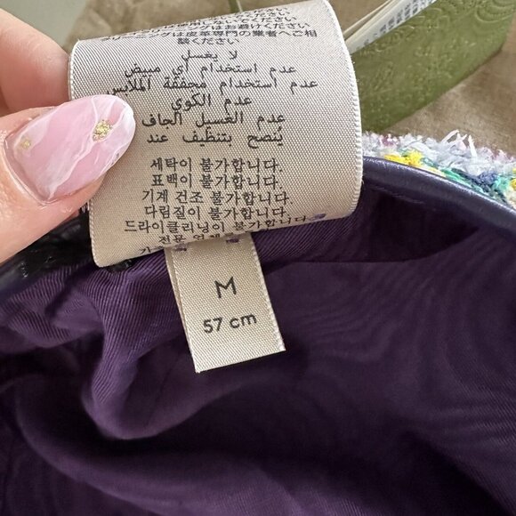 NWT GUCCI LAME BERET CAP Check Lame Sz M Multicolour Violet Tweed - Picture 13 of 14